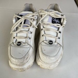 Buffalo London platform sneakers